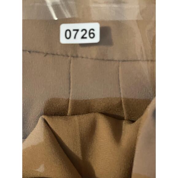 Aritzia Babaton Pants Womens 2 Pleated Trousers Relaxed Fit Workwear Pockets - Picture 10 of 10